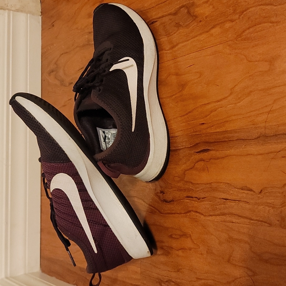 Nike Dual Tone Racer